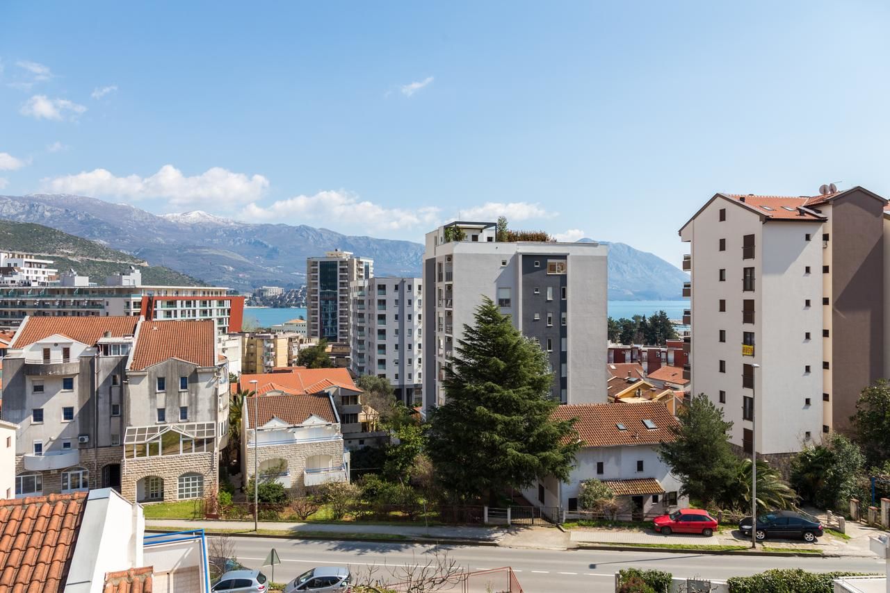 Апартаменты Viola Apartments Будва