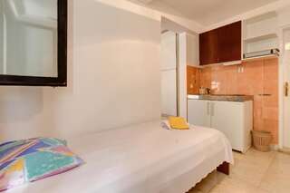 Апартаменты Viola Apartments Будва Номер-студио с террасой-2